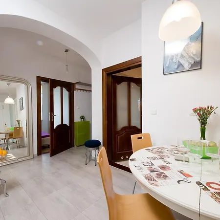 Apartment Sunny *